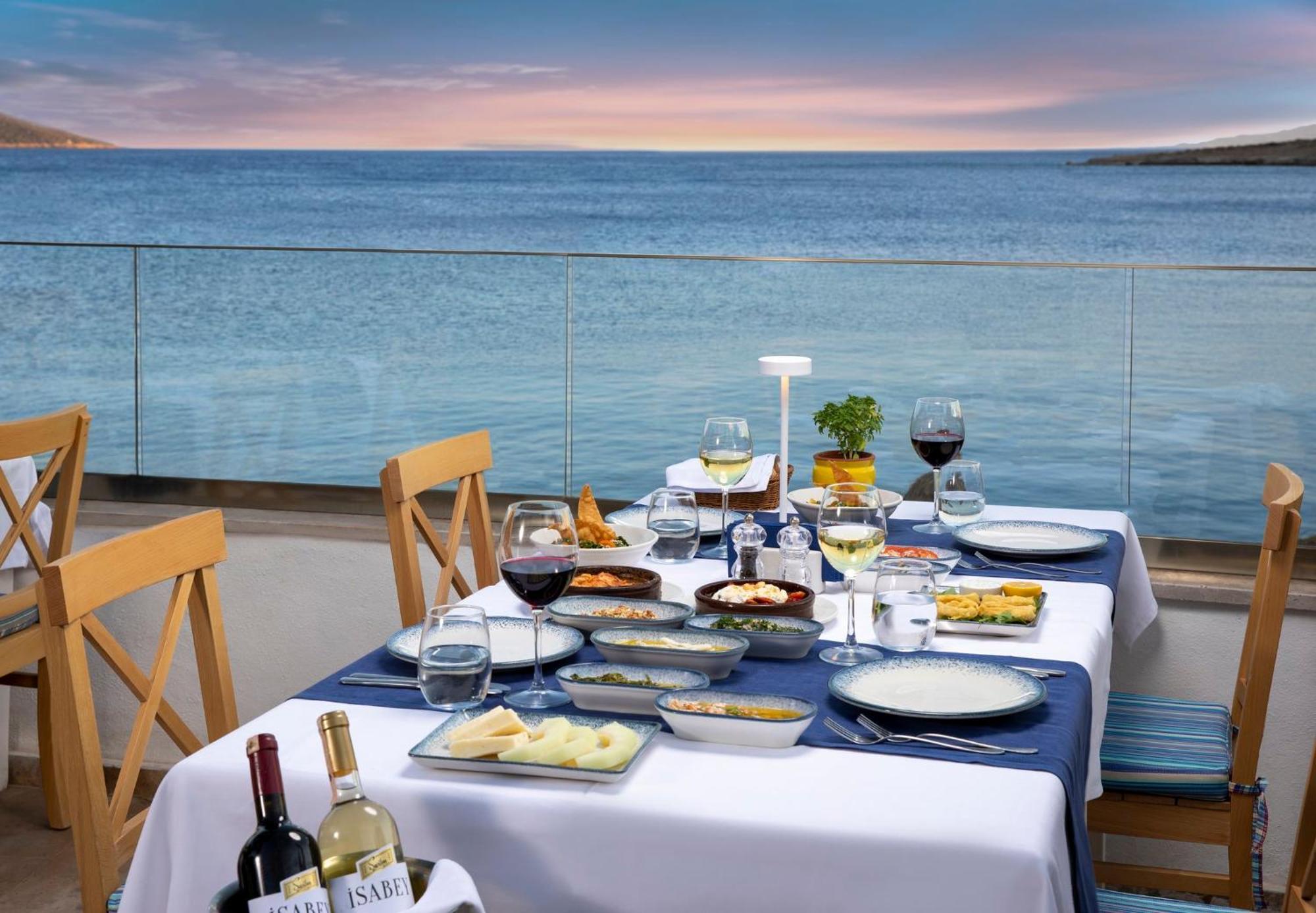 Holiday Inn Resort Bodrum By Ihg ภายนอก รูปภาพ